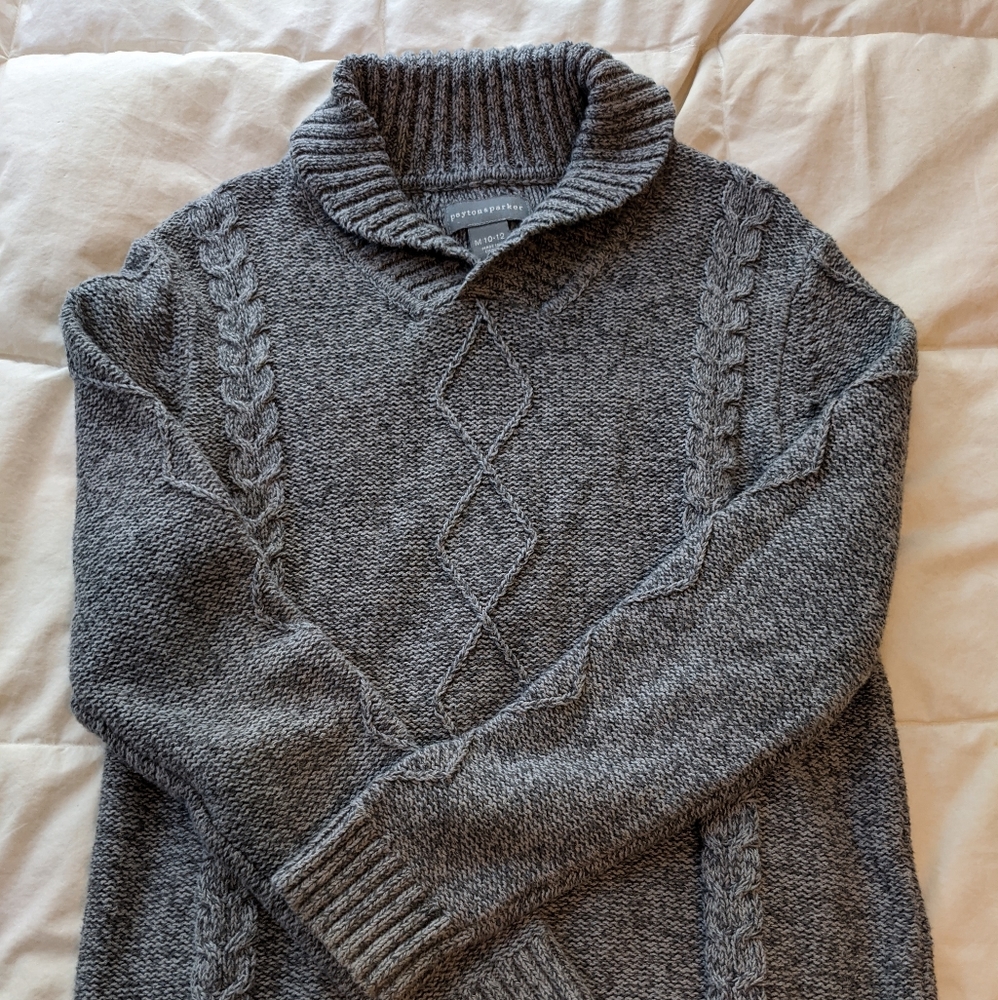 Girl's chunky sweater